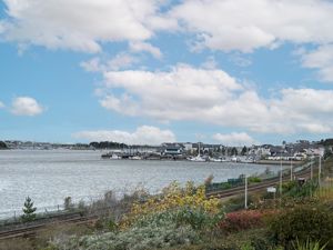 Photo 15- click for photo gallery